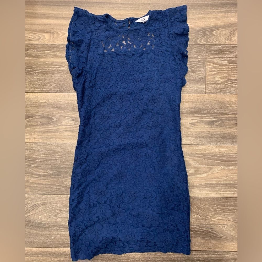 Jack by BB Dakota Steve Madden dress. Size. XS. Lace overlay.  Flutter sleeves.